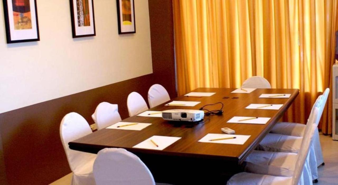 Alpa City Suites Hotel Cebu Kültér fotó
