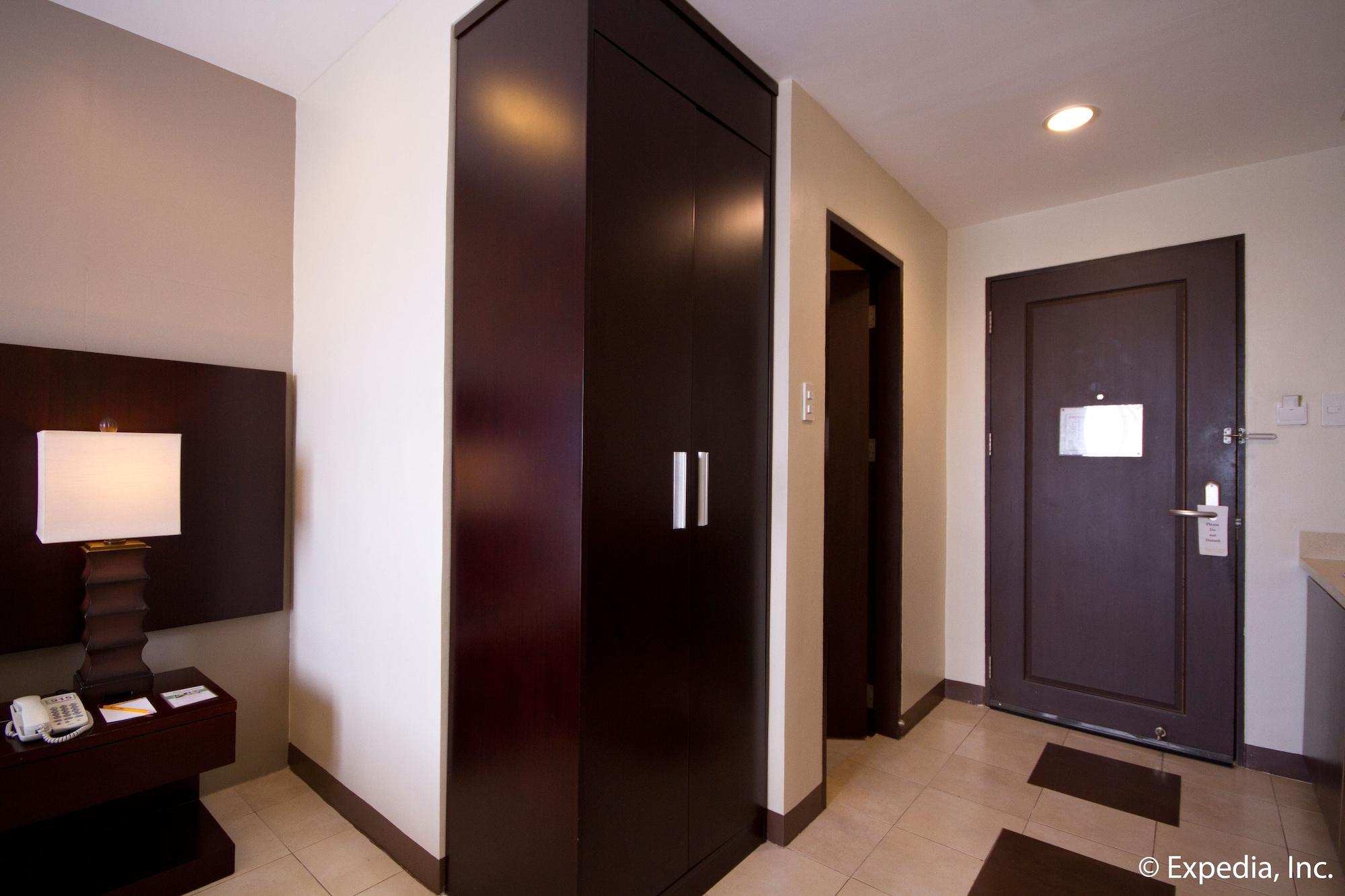 Alpa City Suites Hotel Cebu Kültér fotó